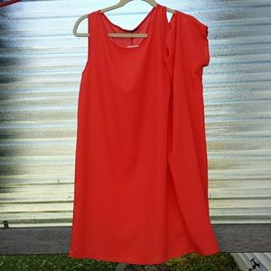 😁NWT!!😁 SOPRANO ORANGE UNIQUE FLOWING TOP